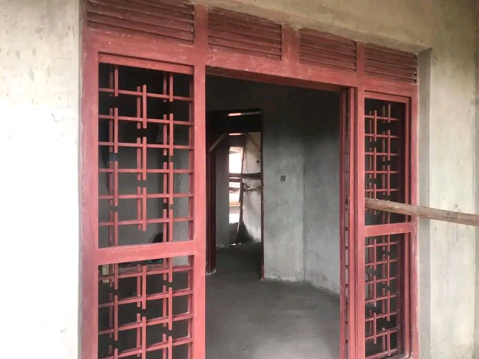 Shutter Image 7